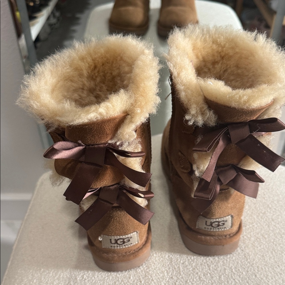 UGG Brown Ankle Boots with Cream Fur
